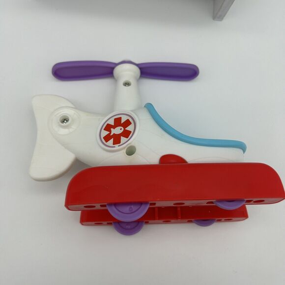 Bubble guppies Helicopter Check Up Gil Nonnie Puppy Figures & Helicopter - Picture 6 of 14